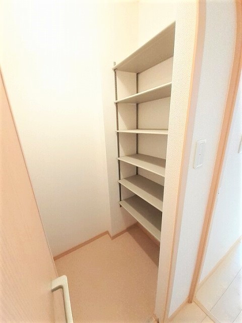 ロイヤルステイツ その他5