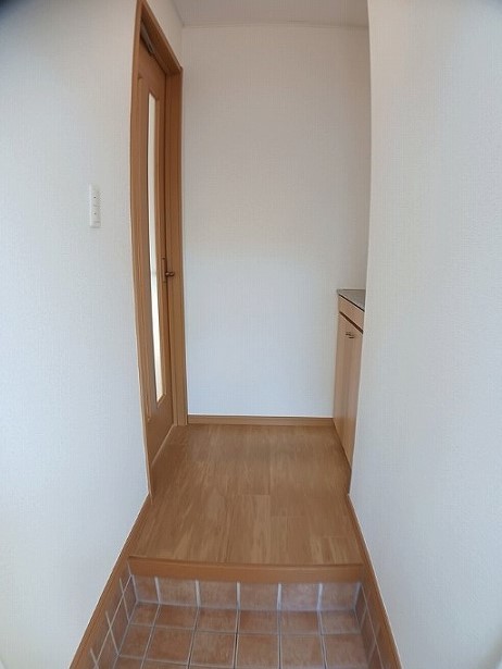 フロートウェーブ茅ヶ崎 玄関