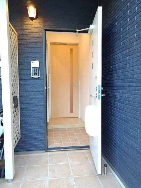 プラムパルデⅡ 玄関