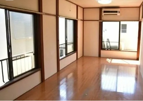 エクセレント鴨宮 玄関