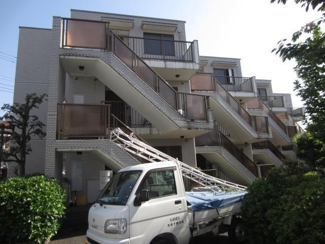 キッツビュール 301号室 外観