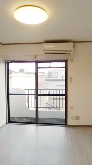 インペリア砥上 リビング