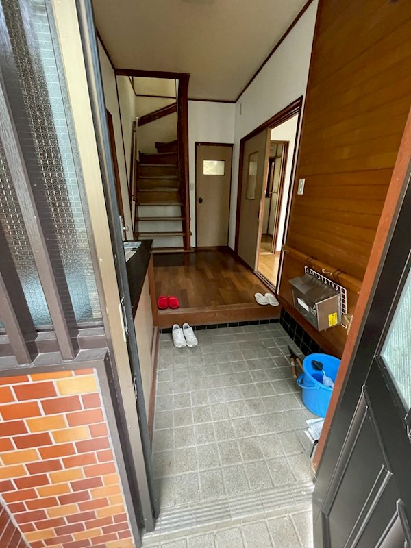 玉縄５丁目貸家 玄関