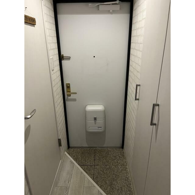 ホワイトハウス・シェアルーム本厚木 玄関