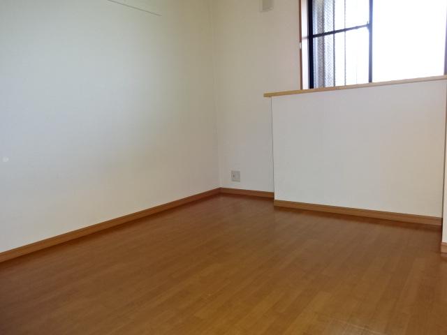 フレンドシップＳＨＯＮＡＮ ベッドルーム