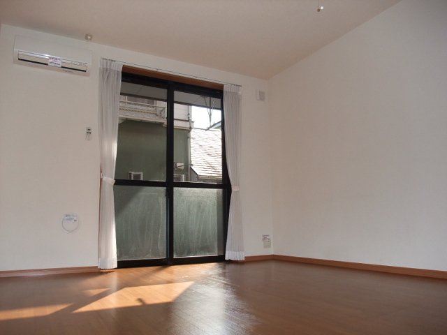 ヴィアーレ・ミーテ その他10