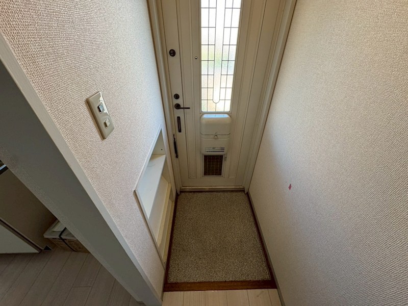 サニーハイツ中村 玄関