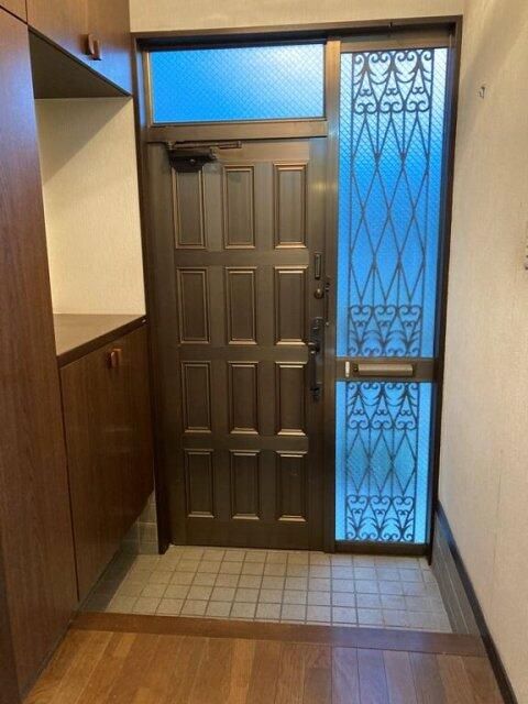 戸塚町戸建 玄関