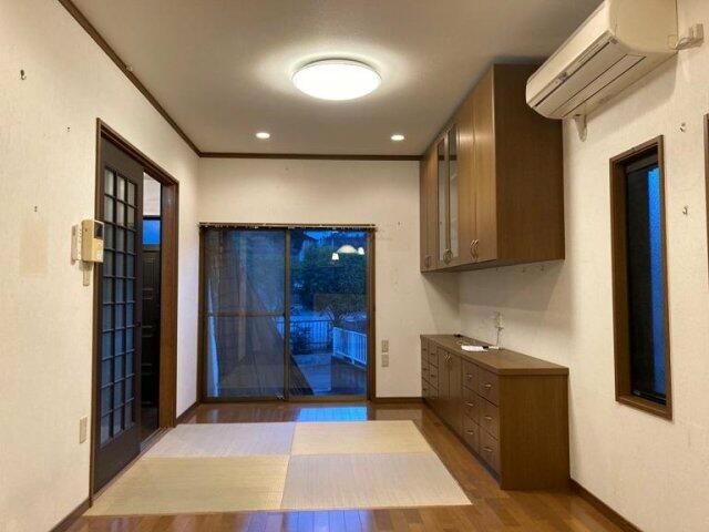 戸塚町戸建 リビング