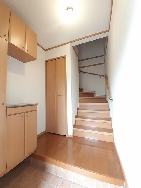 シャトーアンジュ 玄関