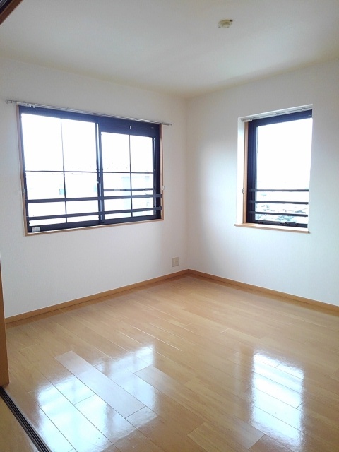 リーバ　グラジーア ベッドルーム