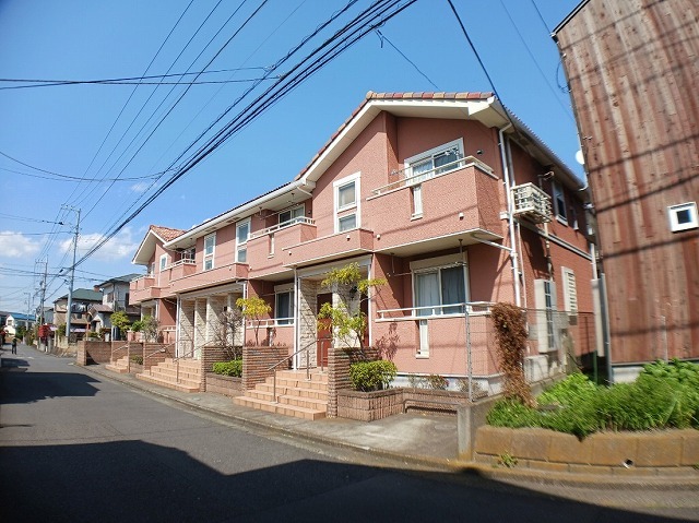 ポロニア 参番館 202号室 外観