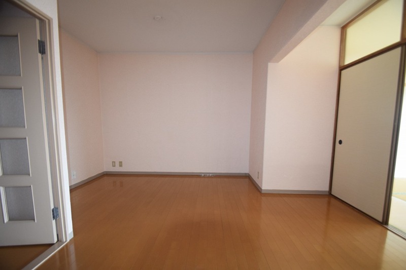 第２メゾン星崎 リビング