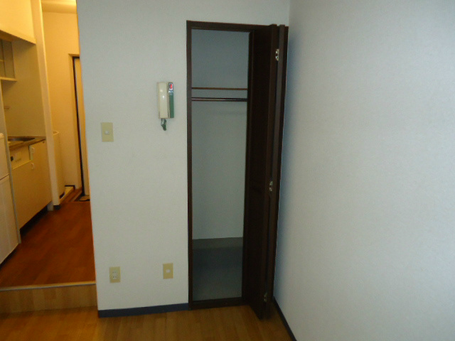 ライン六会マンション その他3