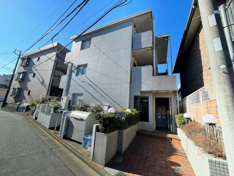 ライン六会マンション 102号室 外観