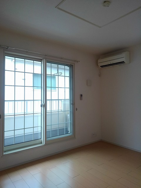 メゾン　ド　ソレイユ リビング