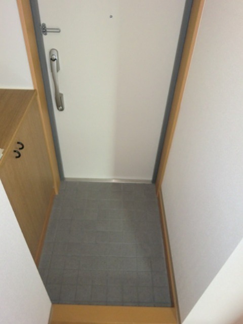 グラシア鵠沼 玄関