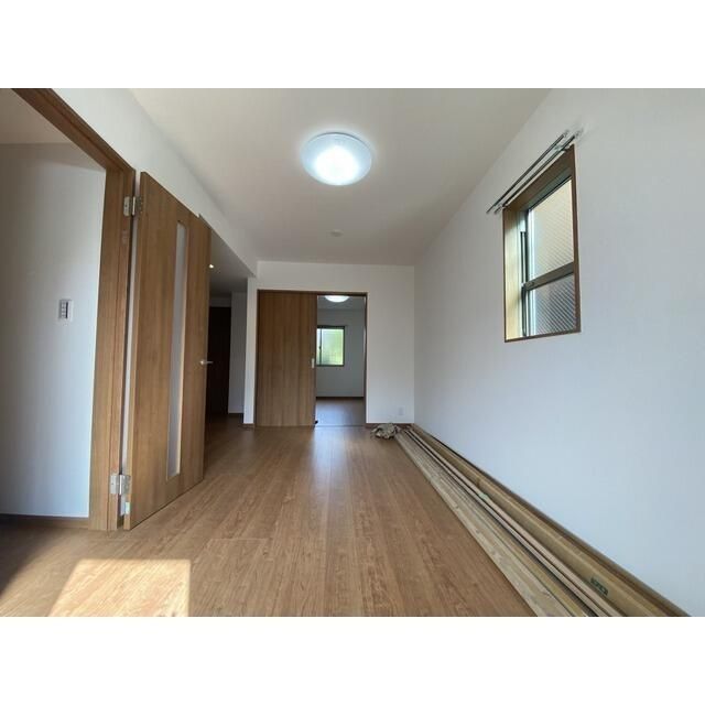 アムール　アンバー リビング