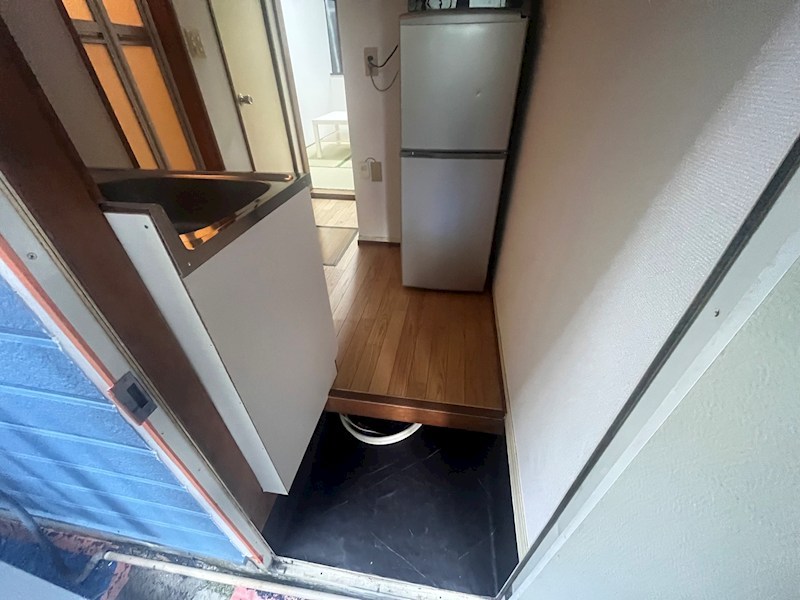 小泉アパート 玄関