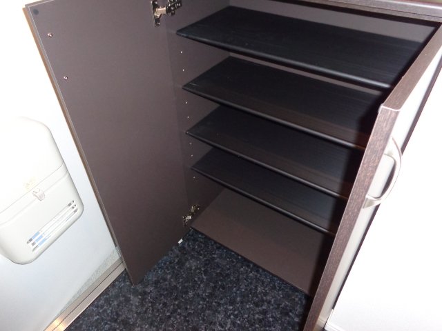 サン　アルチェ　Ａ 玄関