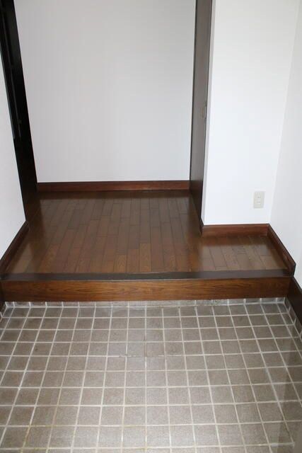 マイハウスⅡ 玄関