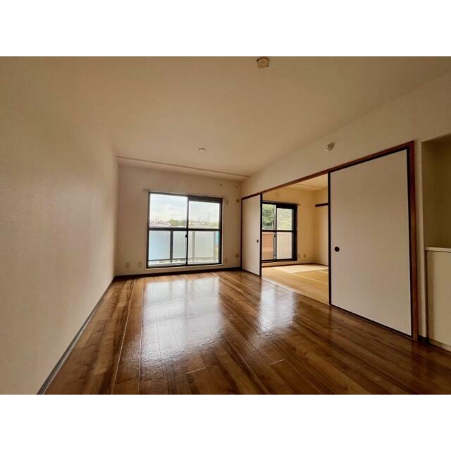 ハンプトンコート リビング