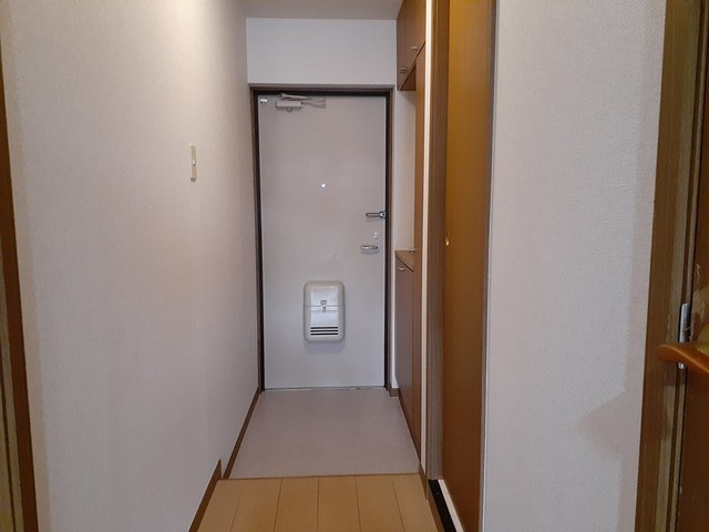 アンソレイエ　アオキ 玄関