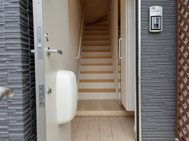 ビバリーヒルズ 玄関