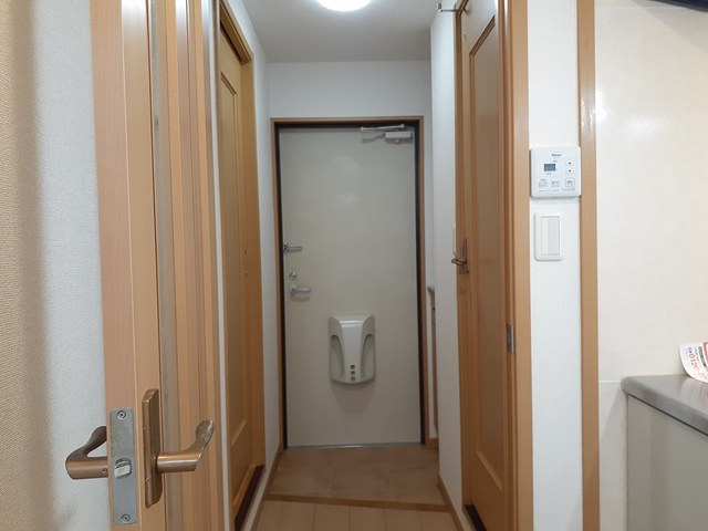 レジデンスＳ．Ｕ 玄関