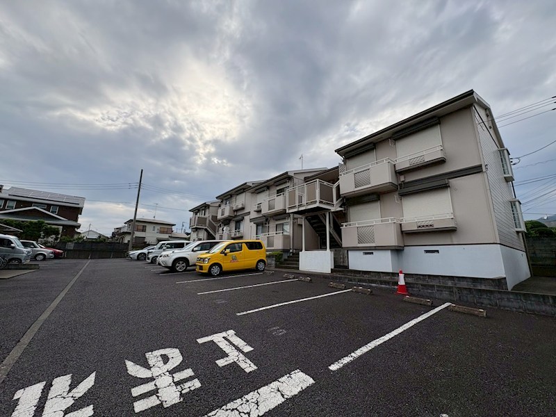 グランデュールラークヒル 201号室 外観