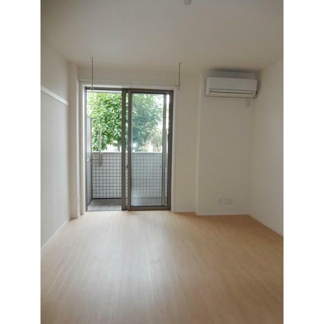 ルミエール港南台 リビング