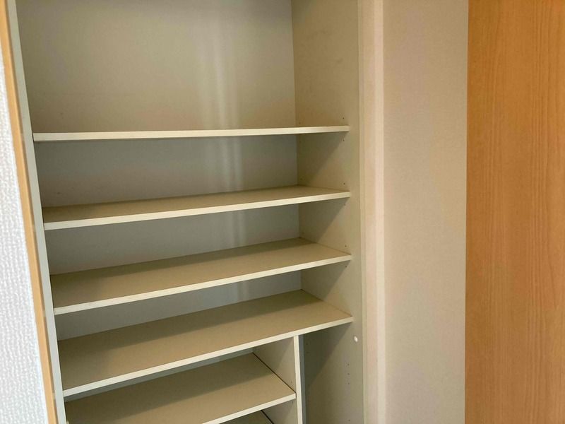 リサービア吉原  玄関