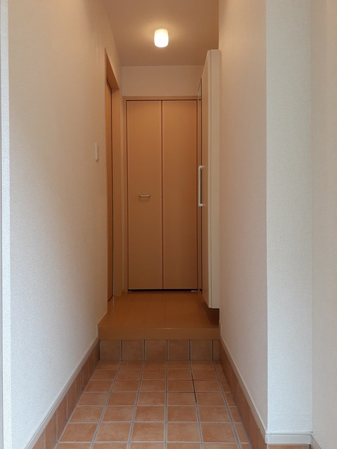 ジュウェル鎌倉壱番館 玄関