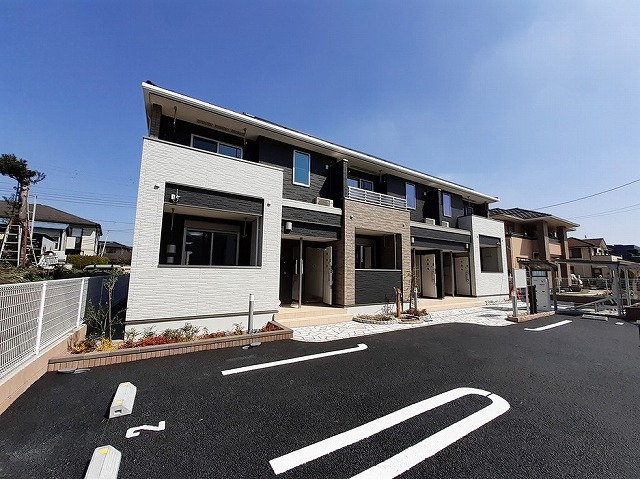 グラン・ジャルダン 202号室 外観