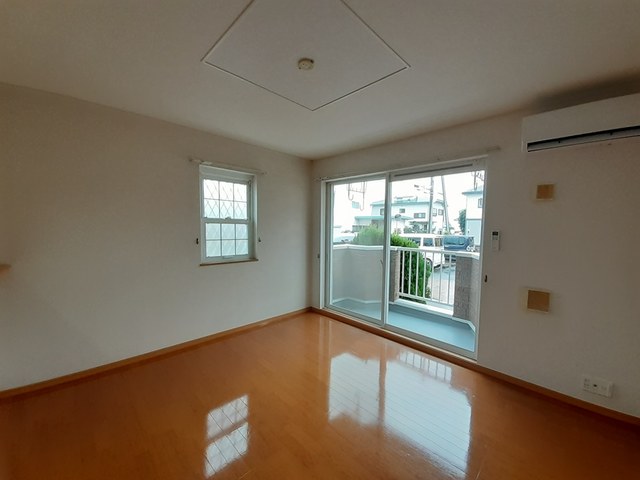 アプローズ　ヴィラⅡ リビング