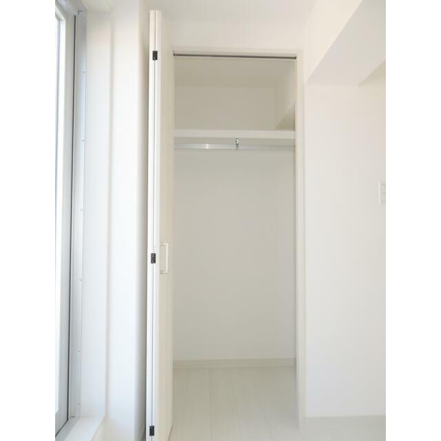 コンブロンビル その他10