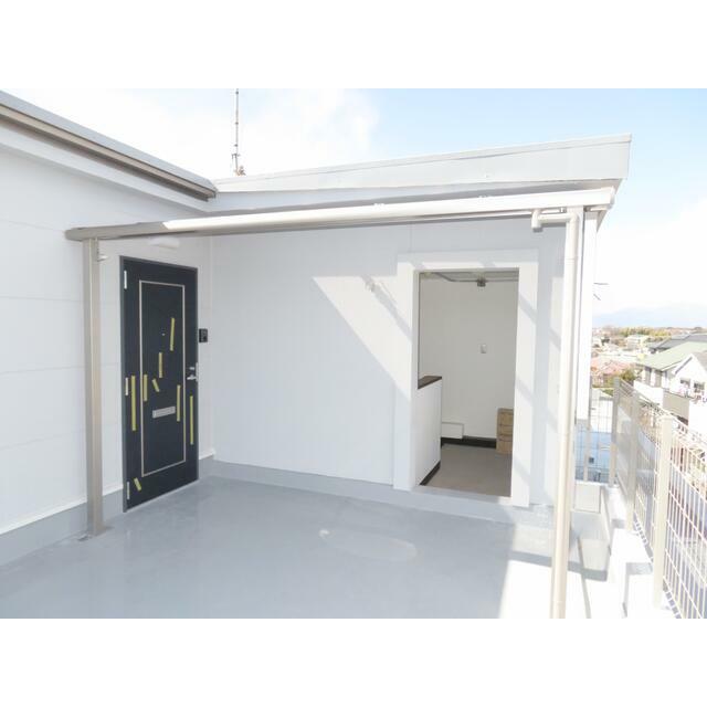 コンブロンビル その他20