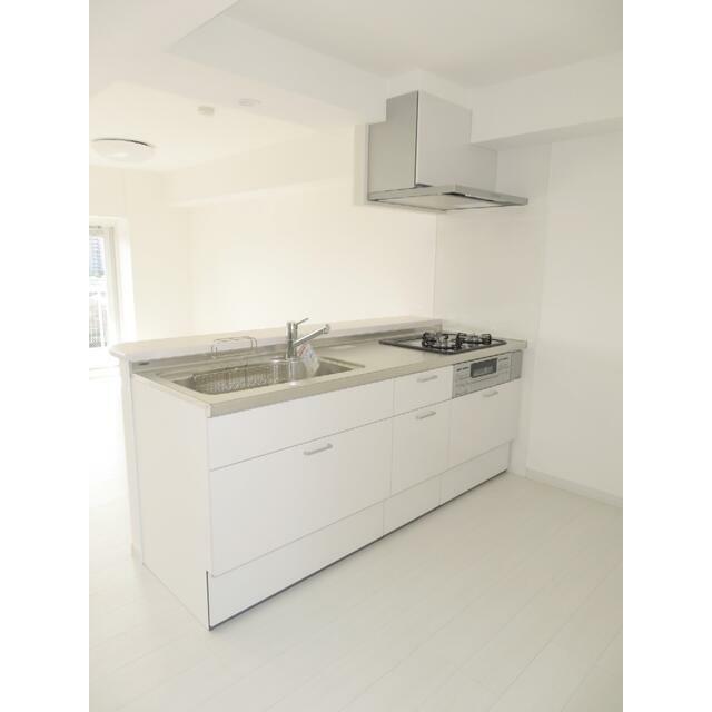 コンブロンビル キッチン