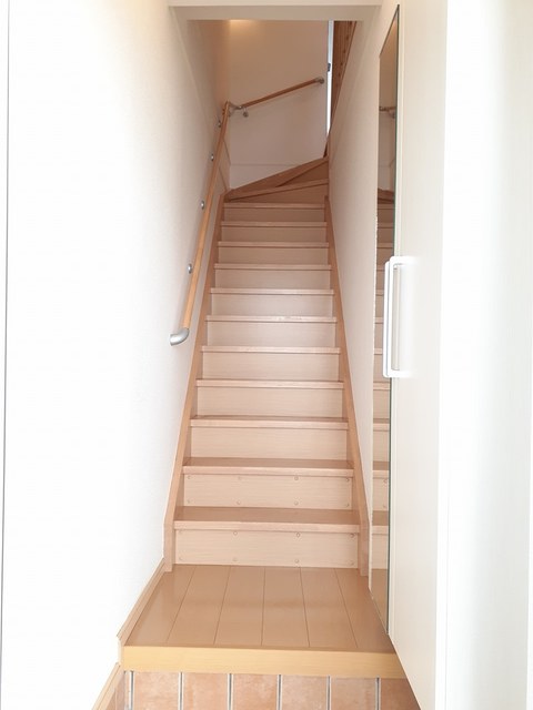 フォーレスト 玄関