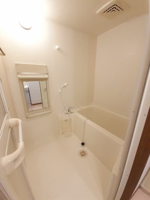 リバーサイド城南 風呂画像