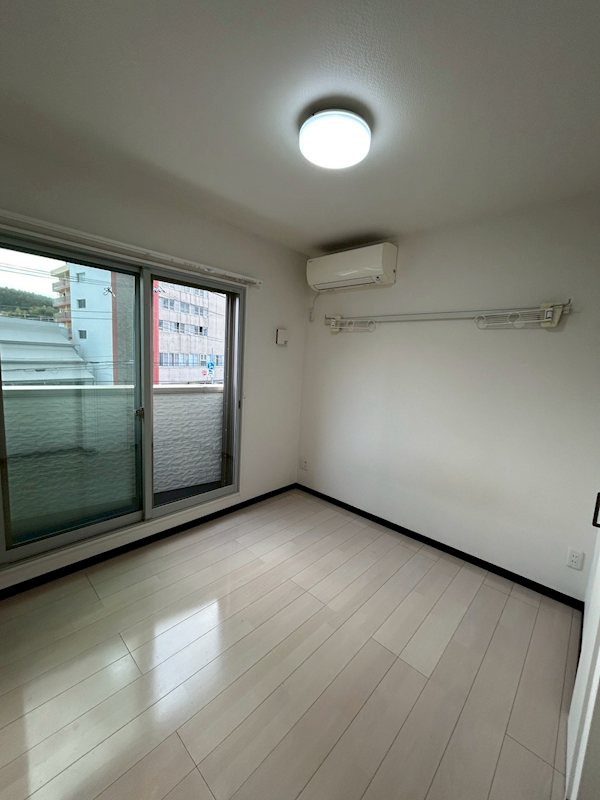 アーバンフラット本郷台 ベッドルーム