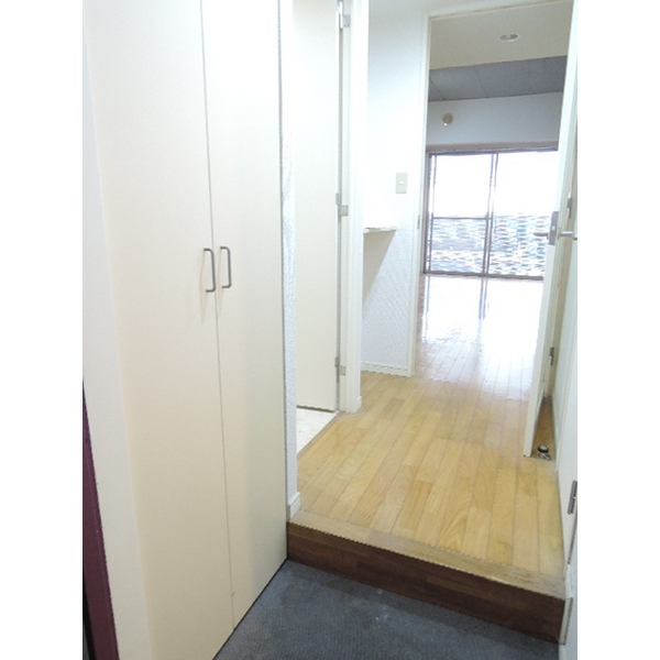 ＦＡＣＥ Ｓ 玄関