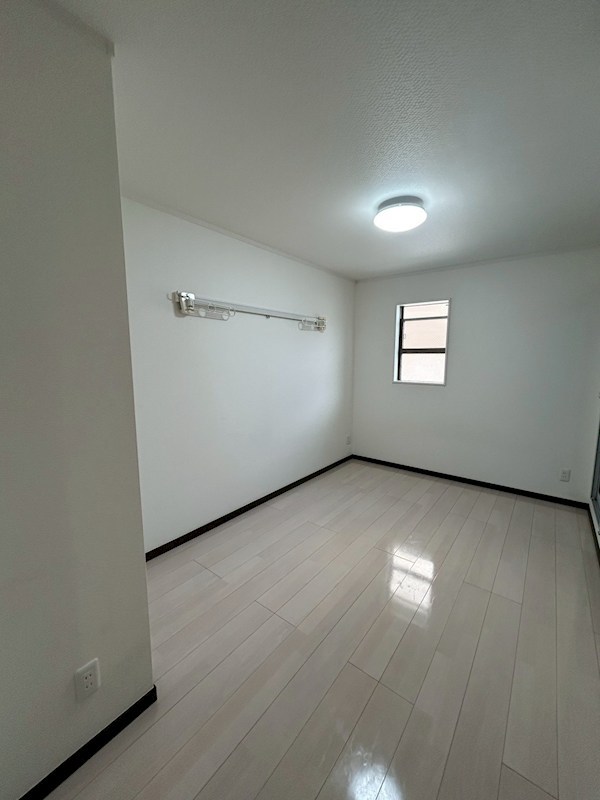 アーバンフラット本郷台 リビング