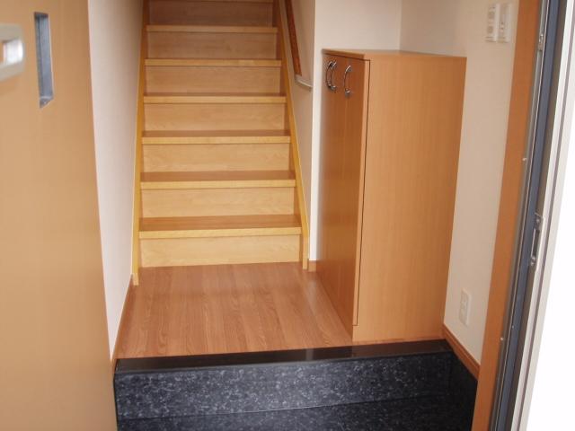 ステイブル湘南Ⅱ 玄関