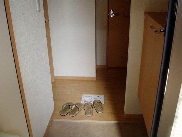 ピアコート　M 玄関