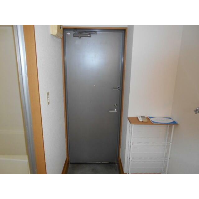 ＬＩＶＥ　ＣＯＵＲＴ　東海大学前 玄関