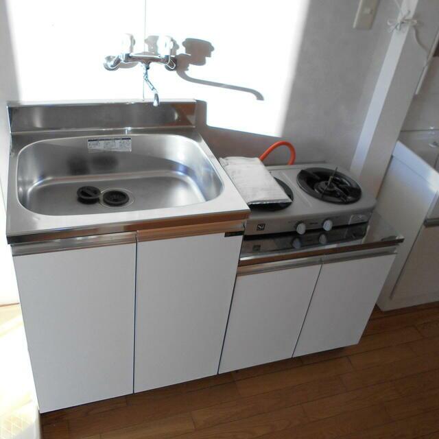 ＬＩＶＥ　ＣＯＵＲＴ　東海大学前 キッチン