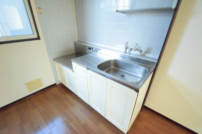 グリーンサイドハイツB キッチン