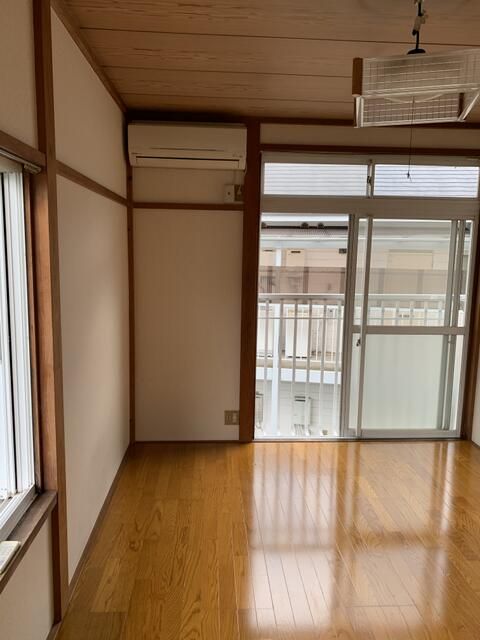 鶴巻エイトハイム リビング