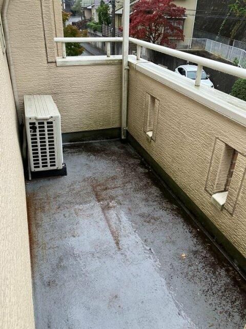 港南台戸建 ベランダ